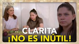 Clarita es muy bonita y el jardinero se quiere aprovechar de ella